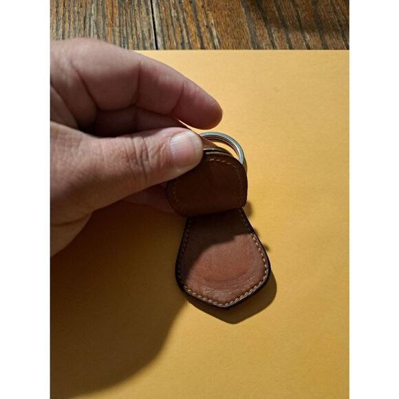 Vintage Dooney & Bourke All-Weather Leather Brass Key Ring Keychain - Picture 3 of 6